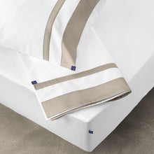 Load image into Gallery viewer, beige