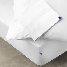 Load image into Gallery viewer, white