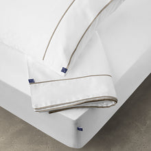 Load image into Gallery viewer, beige