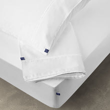 Load image into Gallery viewer, white