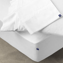 Load image into Gallery viewer, white